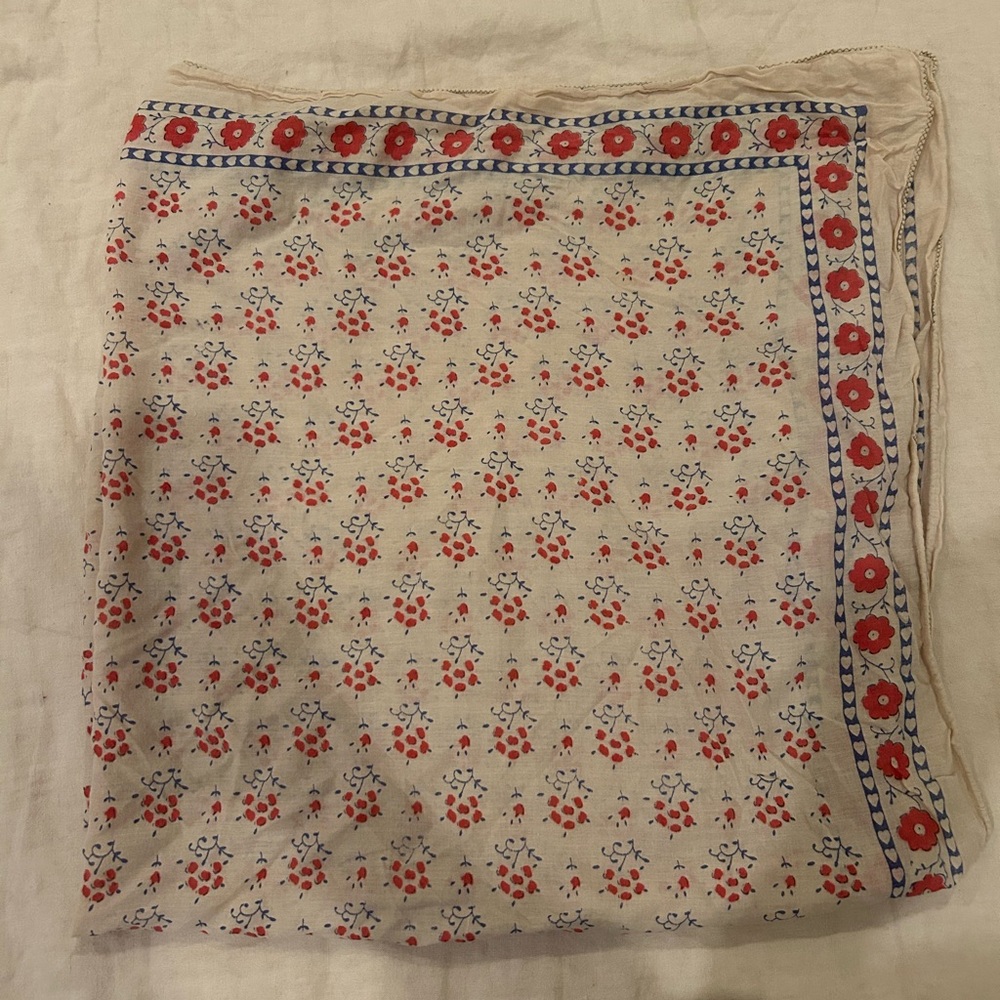 Soeur Scarf